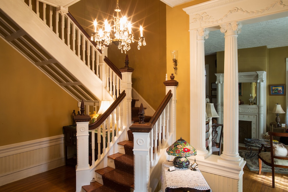 The Magnolia House Inn - photo 2