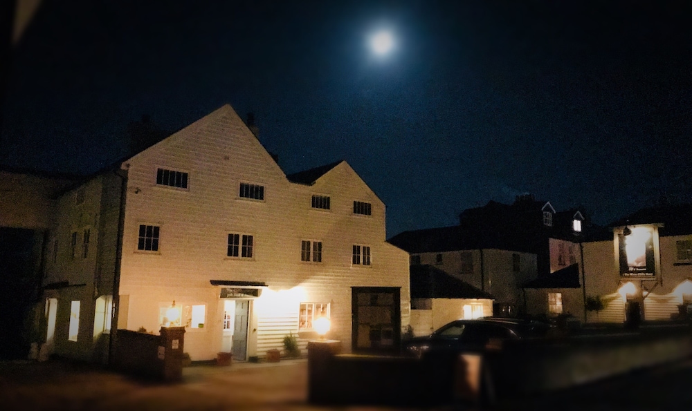 The White Cliffs Hotel in Dover, United Kingdom