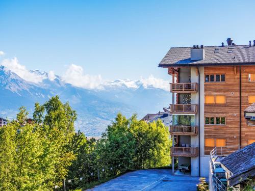 Apartment Les Chouettes 4 by Interhome — 4-Star Luxury Hotel in Basse-Nendaz, Switzerland