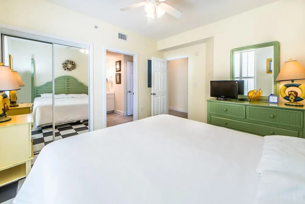 Majestic Beach Towers 1 1615 - photo 3