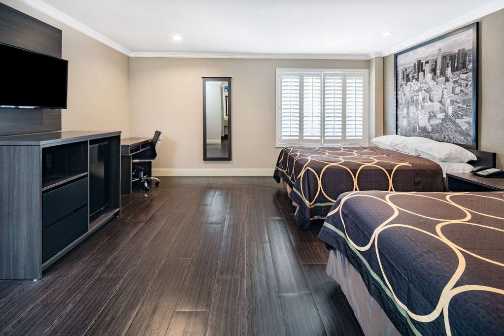 Super 8 by Wyndham North Hollywood - photo 26