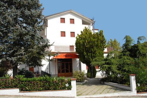 Hotel Del Duca pet-friendly hotel Montedinove