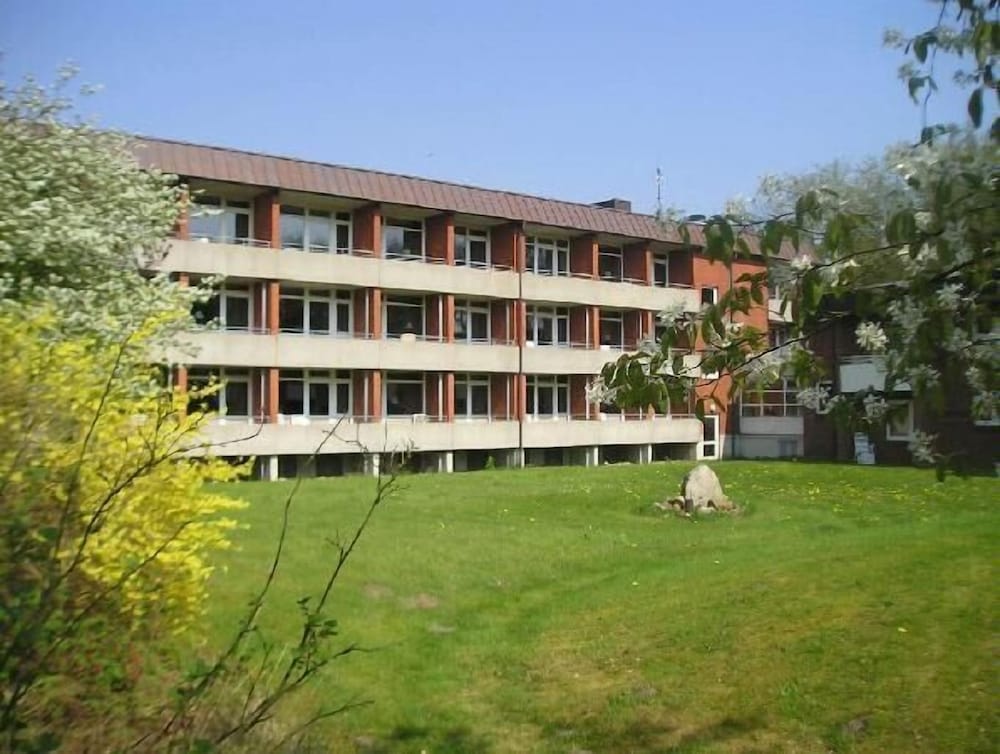 Hotel Tanneneck — hotel in Bad Bramstedt