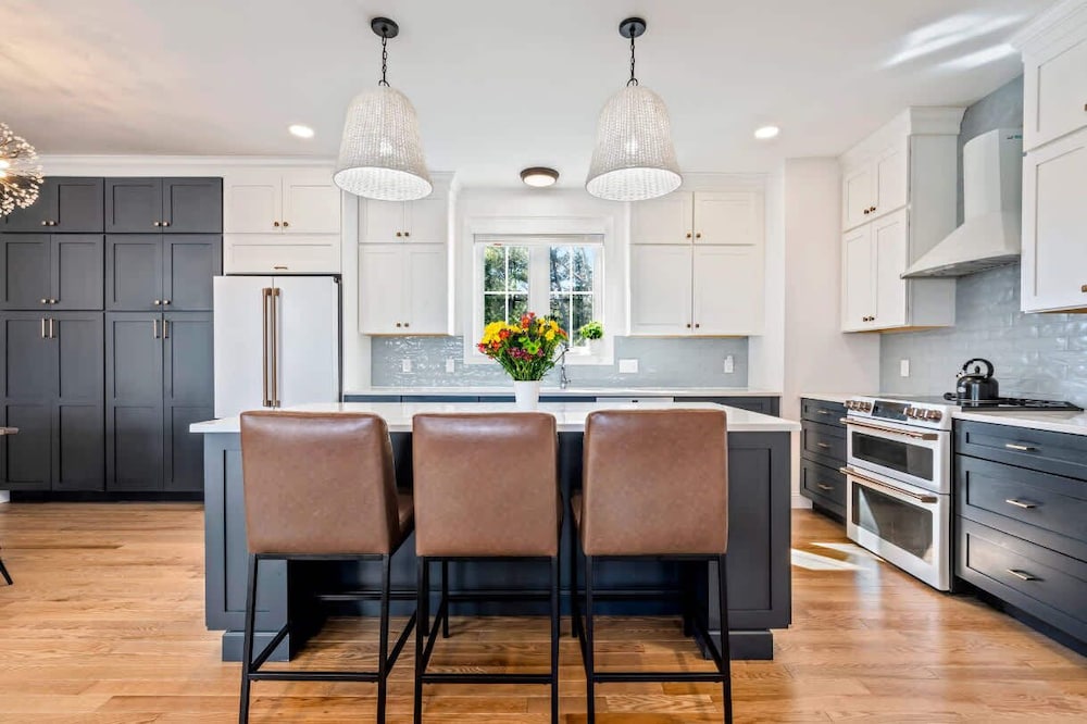 Games Gym Equipment Projector Family Focused in Wells, United States