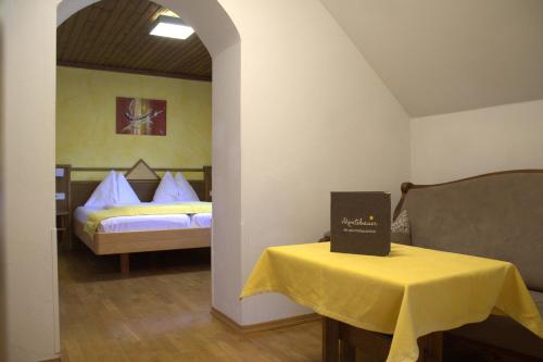 Gourmetbauernhof Mentebauer - last minute hotel in Unknown City
