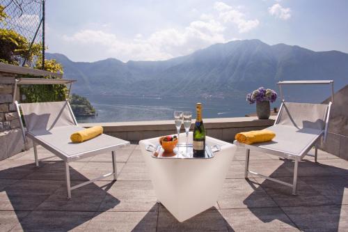 Sala Comacina Residence Apartment 5 Sleeps up to 10 by Italian Apartments — 4-Star Luxury Hotel in Sala Comacina, Italy