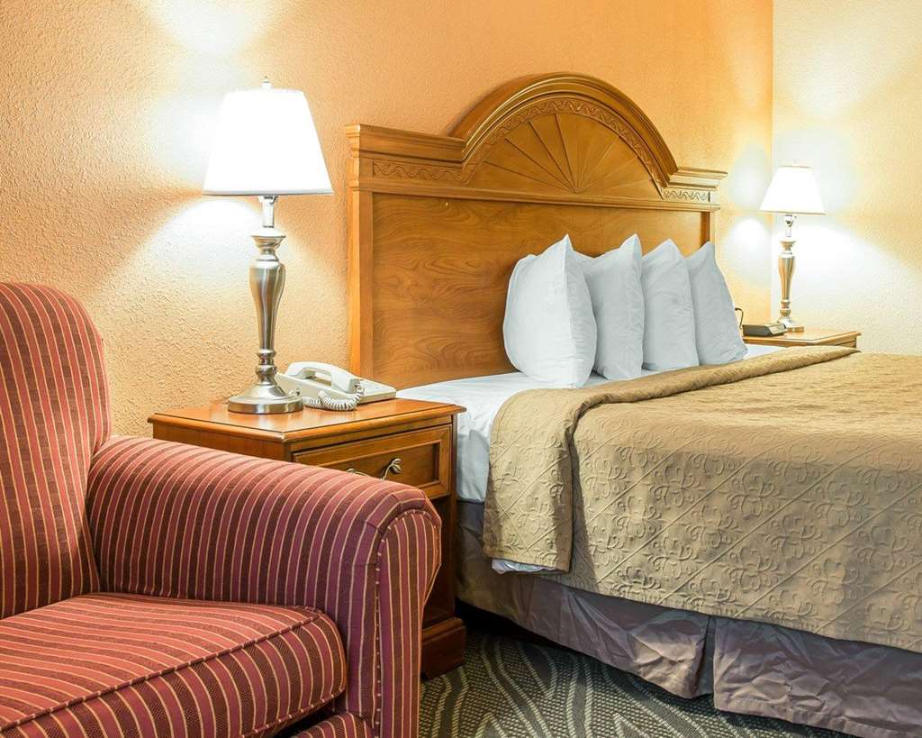 Quality Inn Gaylord - photo 7
