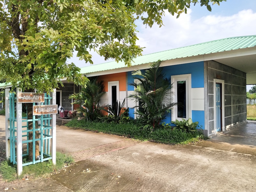 The Colour Hotel in Si Maha Phot, Thailand
