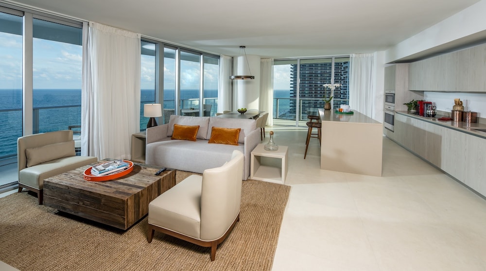 Lyfe Resort & Residences - photo 15