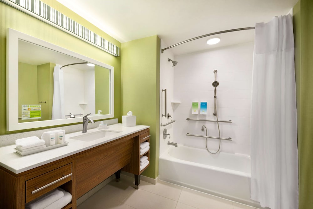 Home2 Suites by Hilton Cleveland Beachwood - photo 18