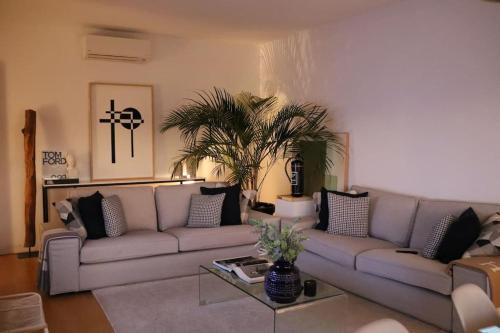 River Terrace & Pool View Seixal — 4-Star Luxury Hotel in Seixal, Portugal