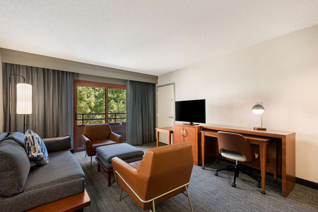 Sonesta Select San Jose Airport - photo 35