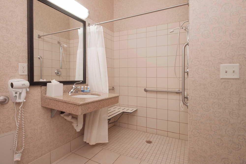 Fairfield Inn & Suites by Marriott El Centro - photo 20