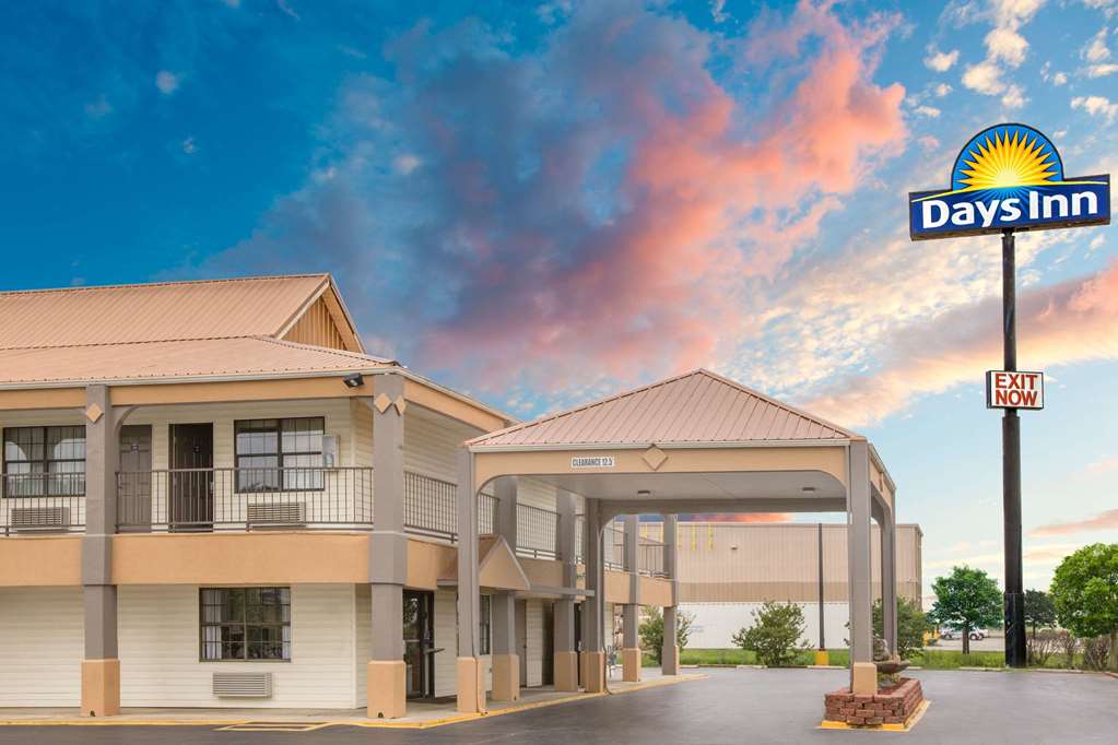 Days Inn by Wyndham Monroe LA - photo 4