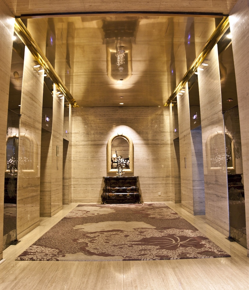 Sheraton Towers Singapore — 5-Star Luxury Hotel in Singapore, Singapore
