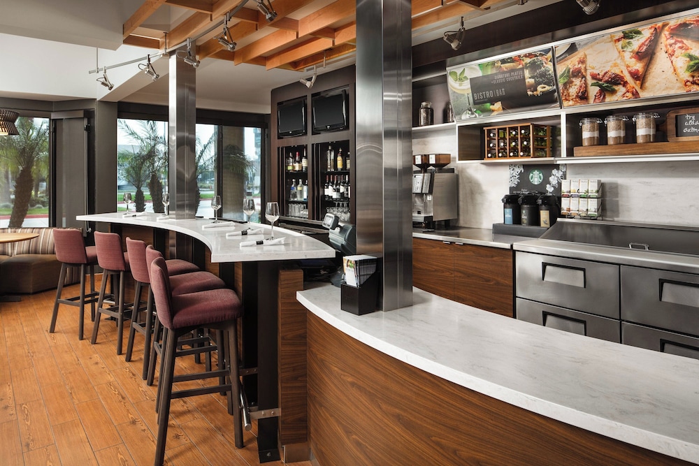 Courtyard by Marriott Anaheim Buena Park - photo 33