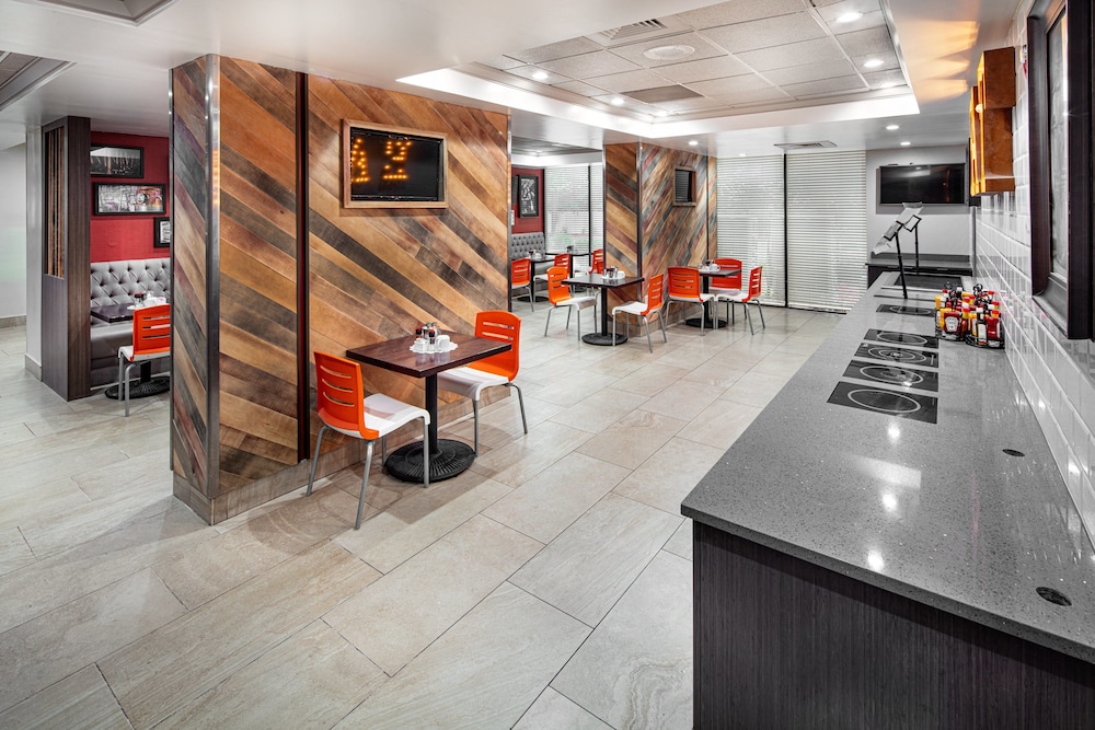 Holiday Inn Atlanta Northlake by IHG - photo 23