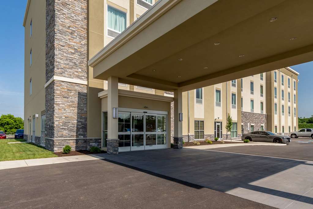 Comfort Inn & Suites Harrisburg Airport Hershey South - photo 3
