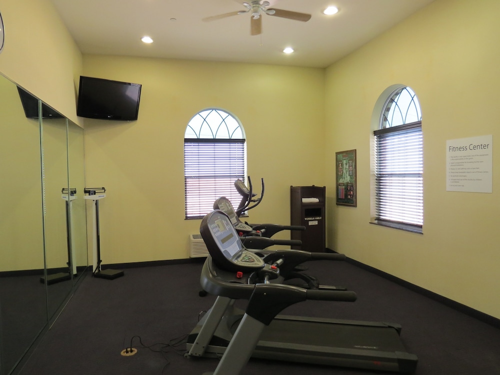 Holiday Inn Express & Suites Pampa by IHG - photo 49