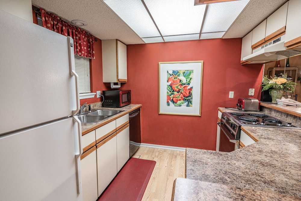 Pointe Royale Condominium Resort & Golf Course - photo 45