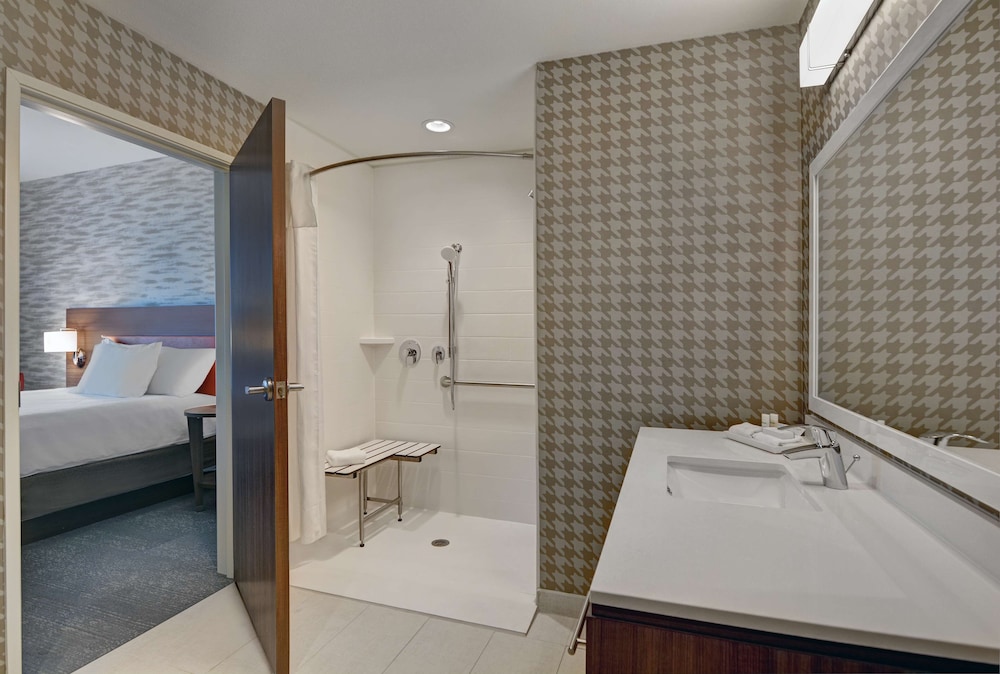 Home2 Suites by Hilton Panama City Beach FL - photo 36