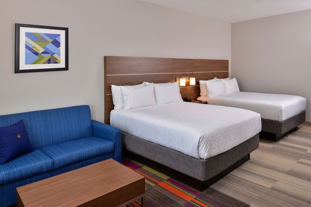 Holiday Inn Express & Suites Moundsville an IHG Hotel - photo 3