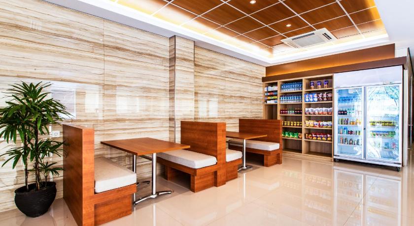 The Point Hotel Balikpapan — Balikpapan — photo 4