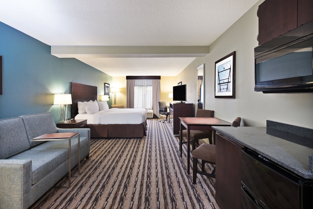 Holiday Inn Harrisburg East by IHG - photo 17