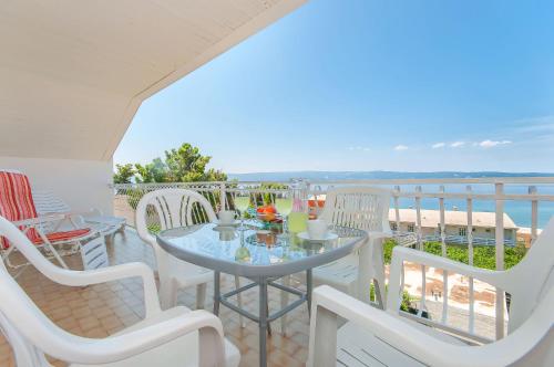 Modern — 4-Star Luxury Hotel in Duce, Croatia