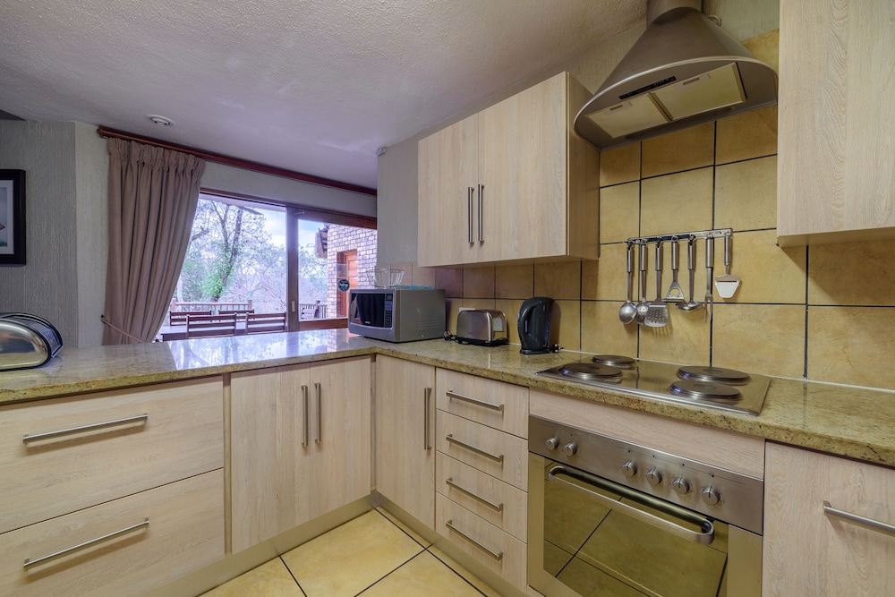 Kruger Park Lodge unit No. 524 — 4-Star Luxury Hotel in Nelspruit, South Africa