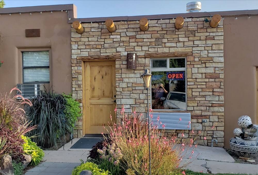 Stone Lizard Lodging - photo 35