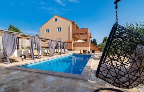 Three Bedroom Holiday Home In Krusevo — 4-Star Luxury Hotel in Krusevo, Croatia