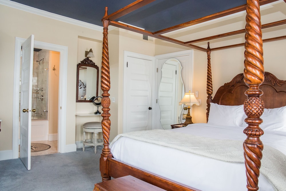 Almondy Inn - photo 39