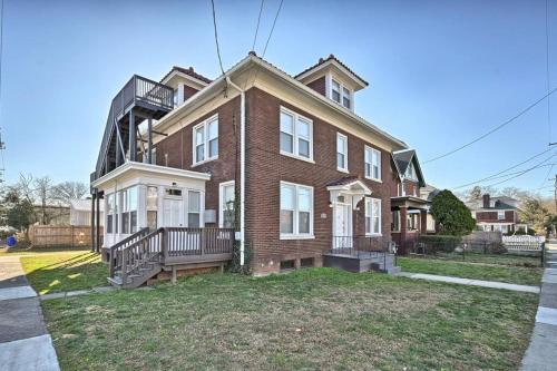 Suites on Seneca Lovely 2 Bed 1 Bath Apartment — 4-Star Luxury Hotel in Harrisburg, United States