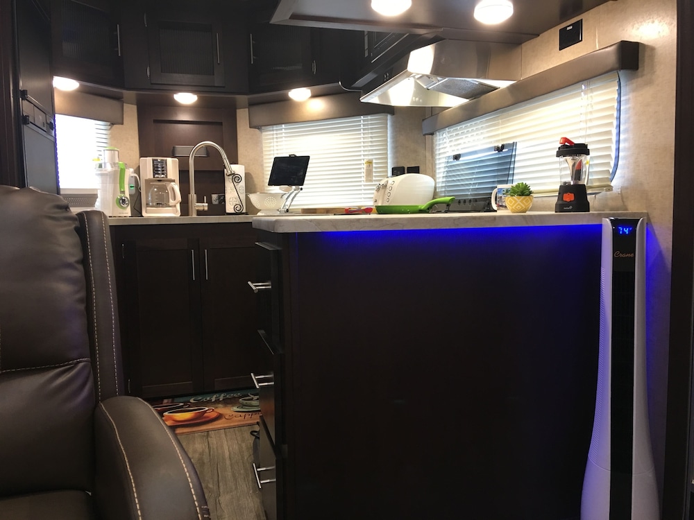 Enduro RV Citrus Valley Resort - photo 35
