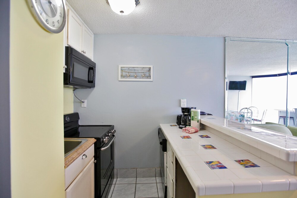 Top of the Gulf Beach Resort by Panhandle Getaways - photo 15