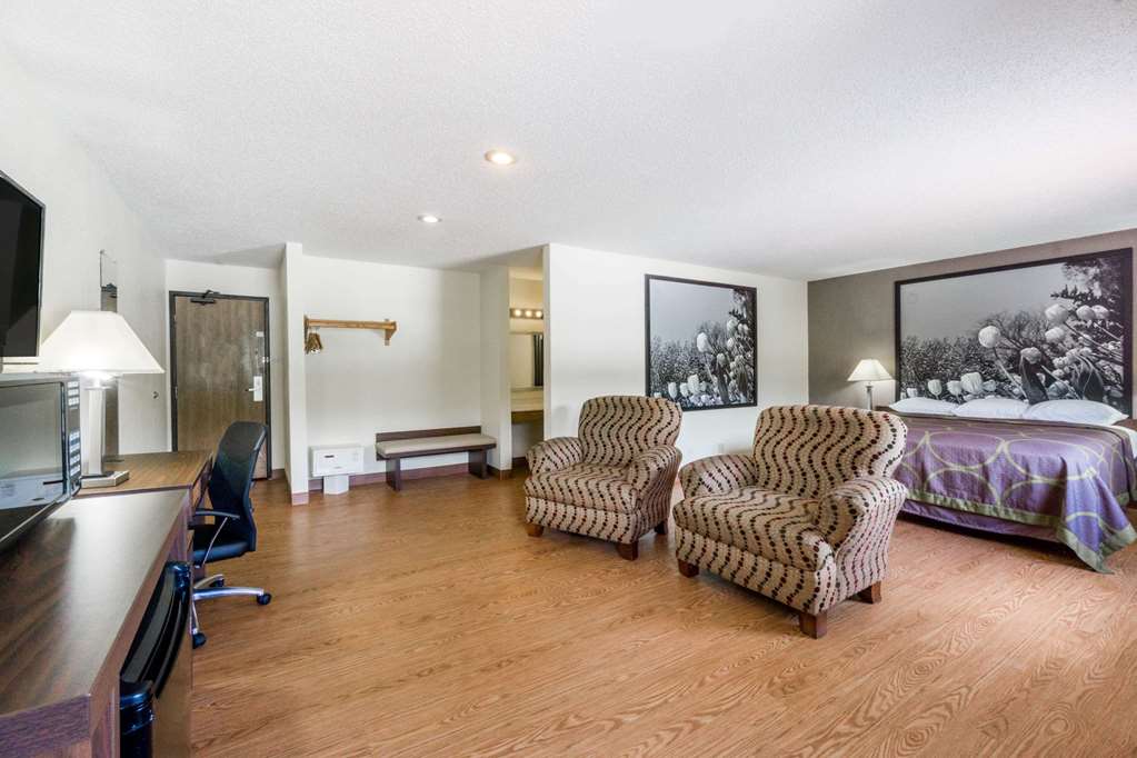 Super 8 by Wyndham Zanesville - photo 12