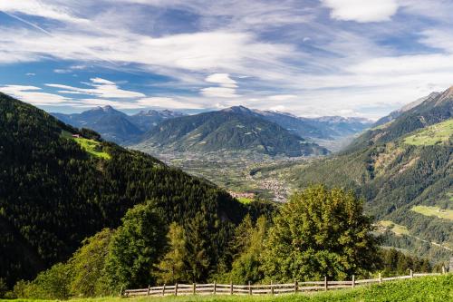 Ferienwohnung Boarbichlhof — 4-Star Luxury Hotel in Scena, Italy