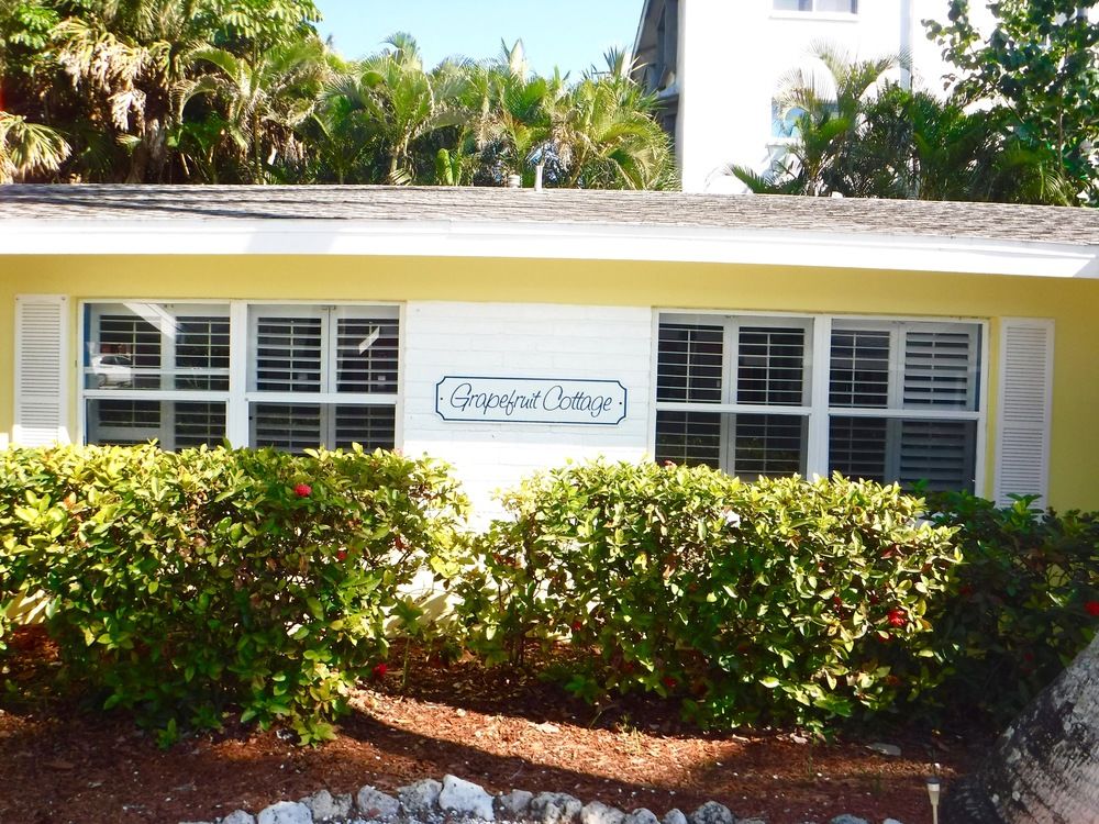 Waterside Inn on the Beach - photo 10