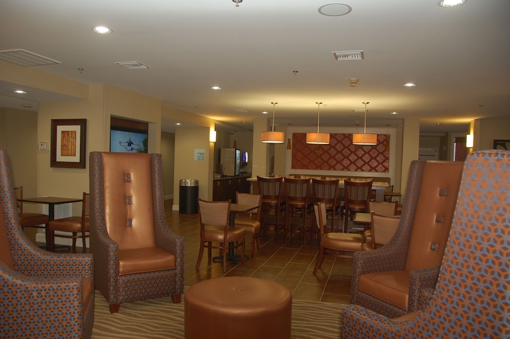 Holiday Inn Express Tifton by IHG - photo 2