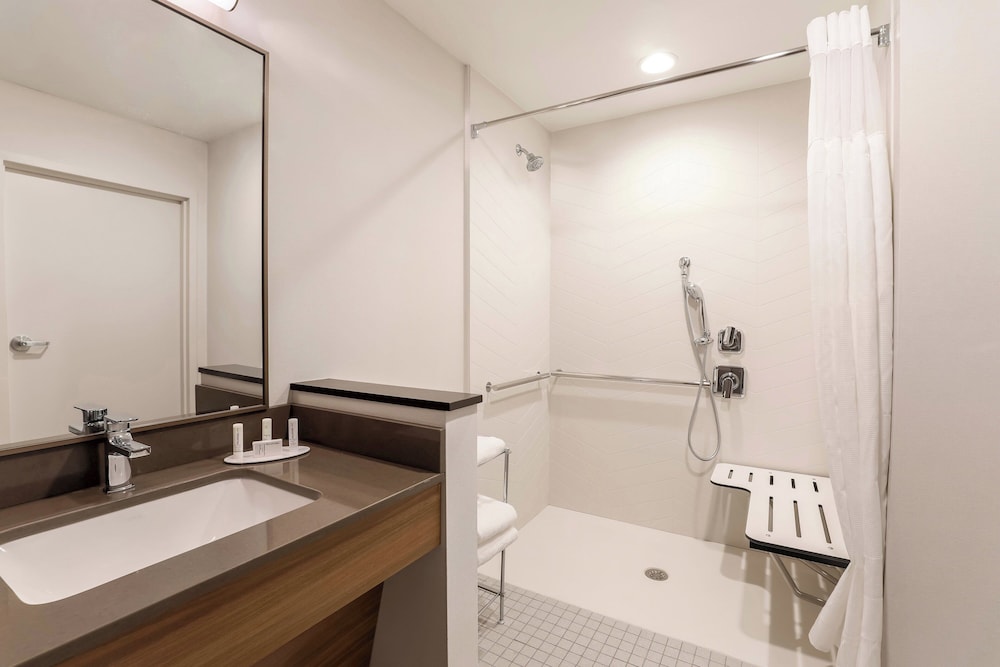 Fairfield Inn & Suites by Marriott Cape Coral North Fort Myers - photo 19