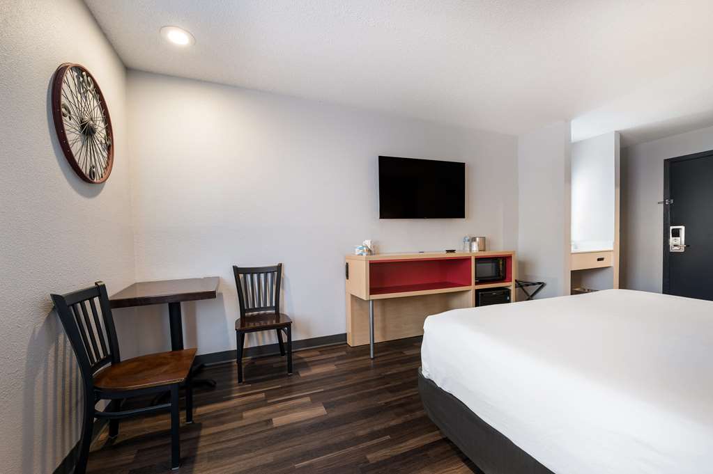 Red Lion Inn & Suites Ontario - photo 12