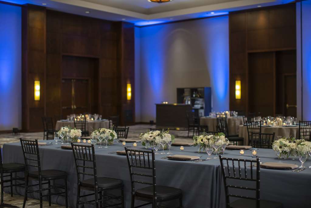 Hyatt Regency Coralville - photo 35