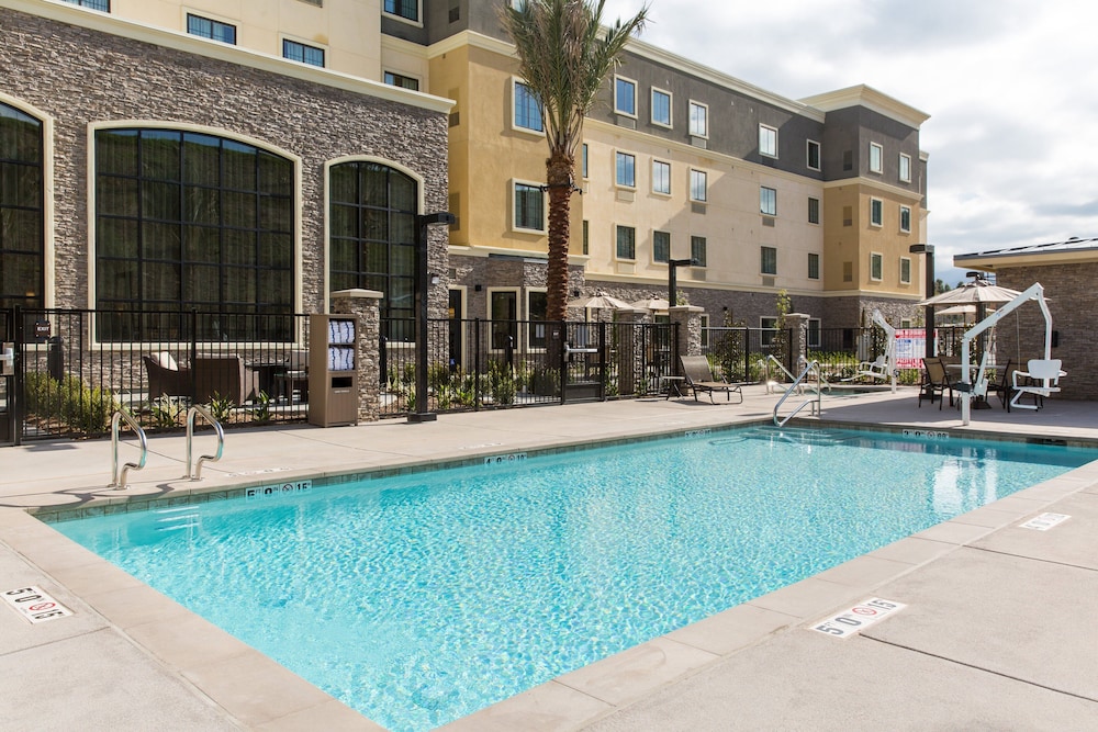 Staybridge Suites Corona South by IHG - photo 18