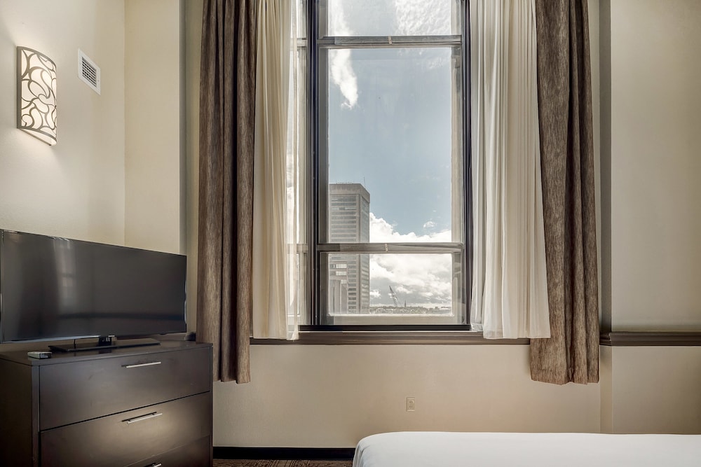 Staybridge Suites Baltimore Inner Harbor by IHG - photo 44