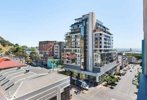 Stylish 1 Bed in De Waterkant Loadshedding Free