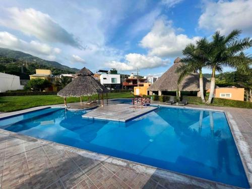 Casa Completa en Real del Country Alberca y Playa — 4-Star Luxury Hotel in Manzanillo, Mexico