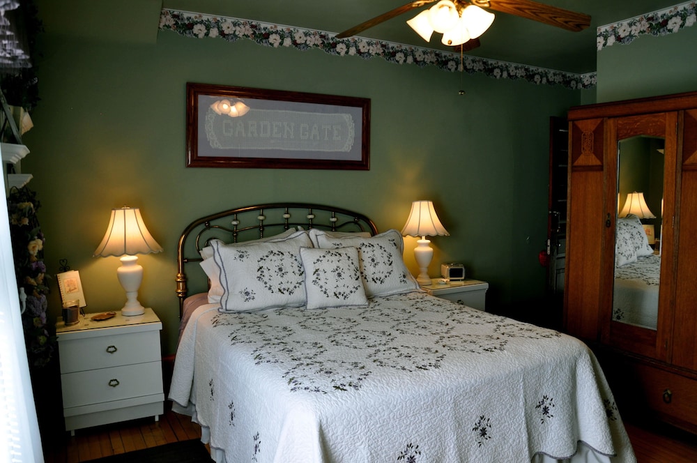 Garden Gate BnB - photo 4