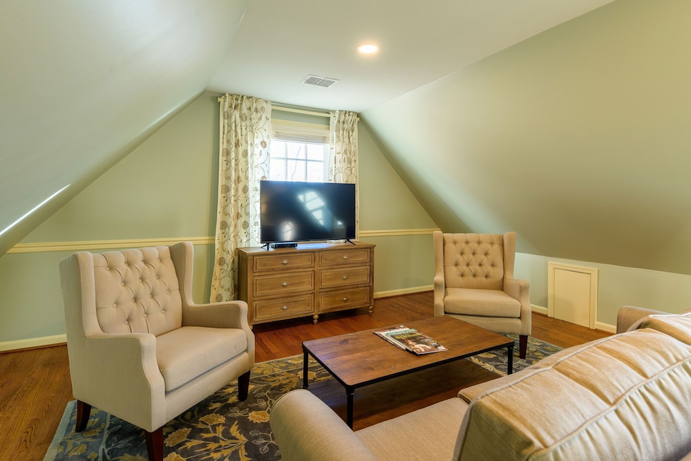 The Red Fox Inn & Tavern - photo 84