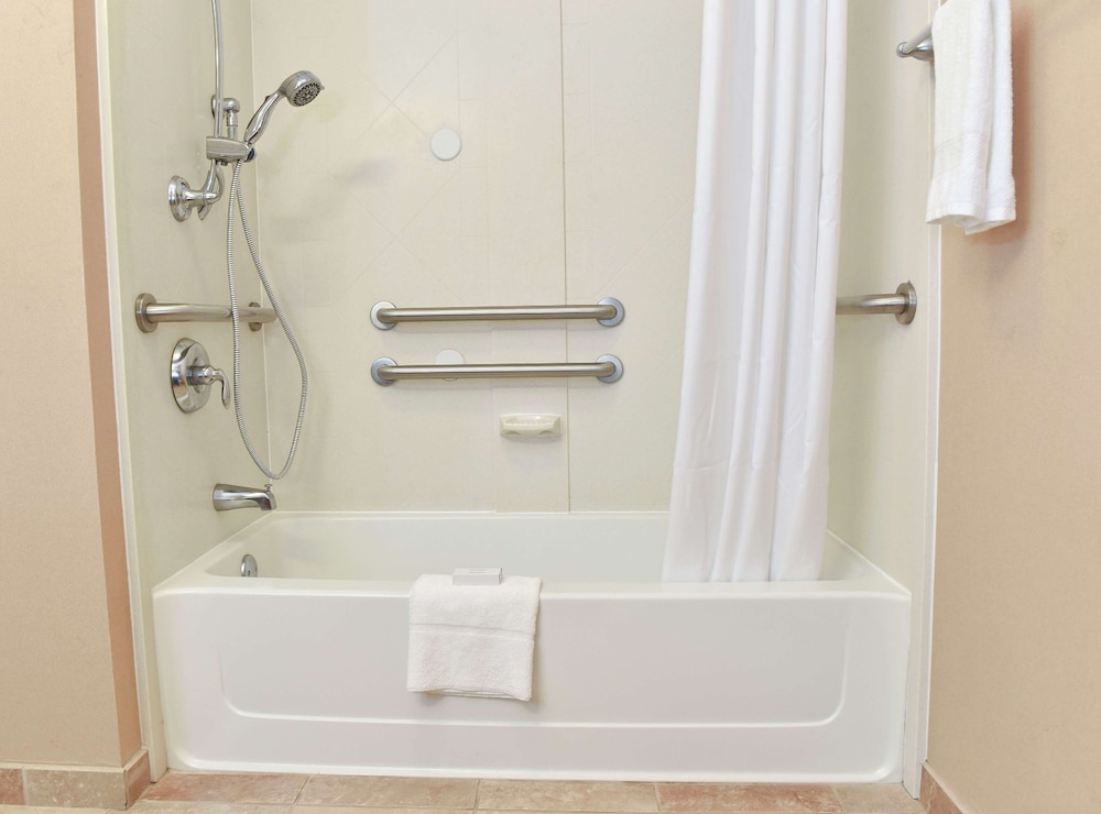 Hampton Inn Ruston - photo 25